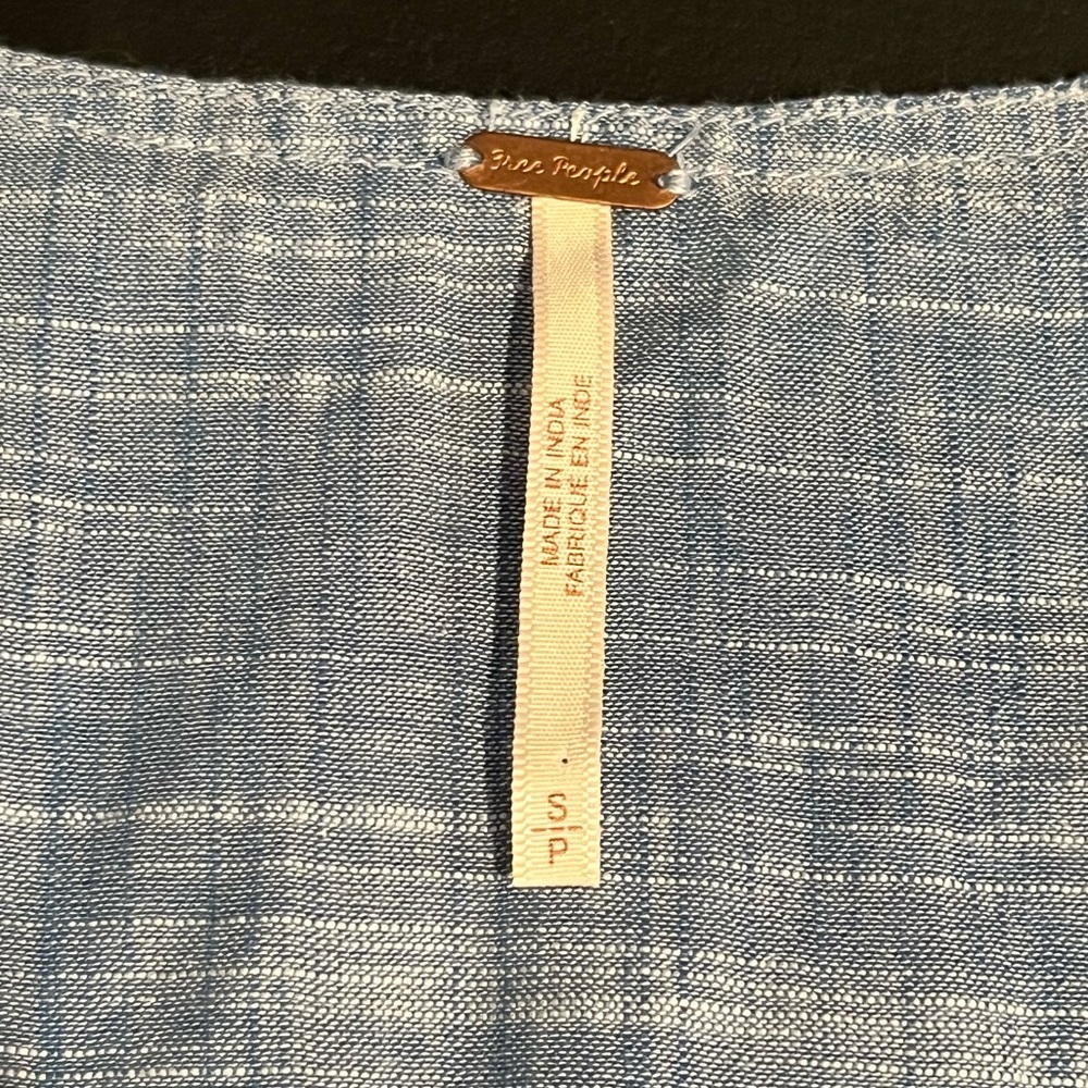 ✨Host Pick ✨ “FREE PEOPLE”  Talulah Embroidered Top, Ladies Size Small - Picture 10 of 12